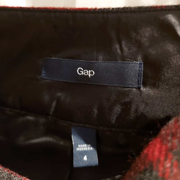 Gap | Plaid Skirt - Picture 4 of 12